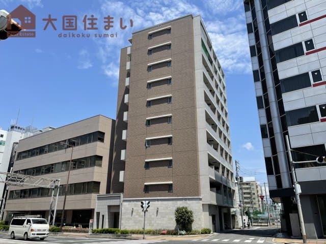 1K Mansion in Naniwa-ku, Osaka - Image 1