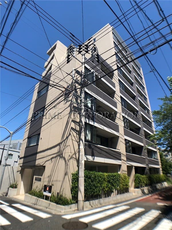 2LDK Mansion in Shibuya, Tokyo - Image 1