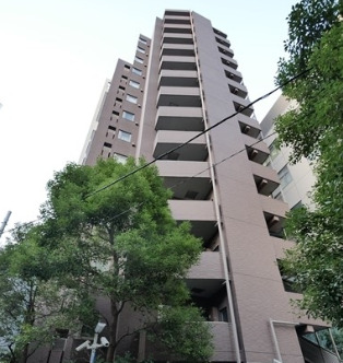 1K Mansion in Chiyoda, Tokyo - Image 1