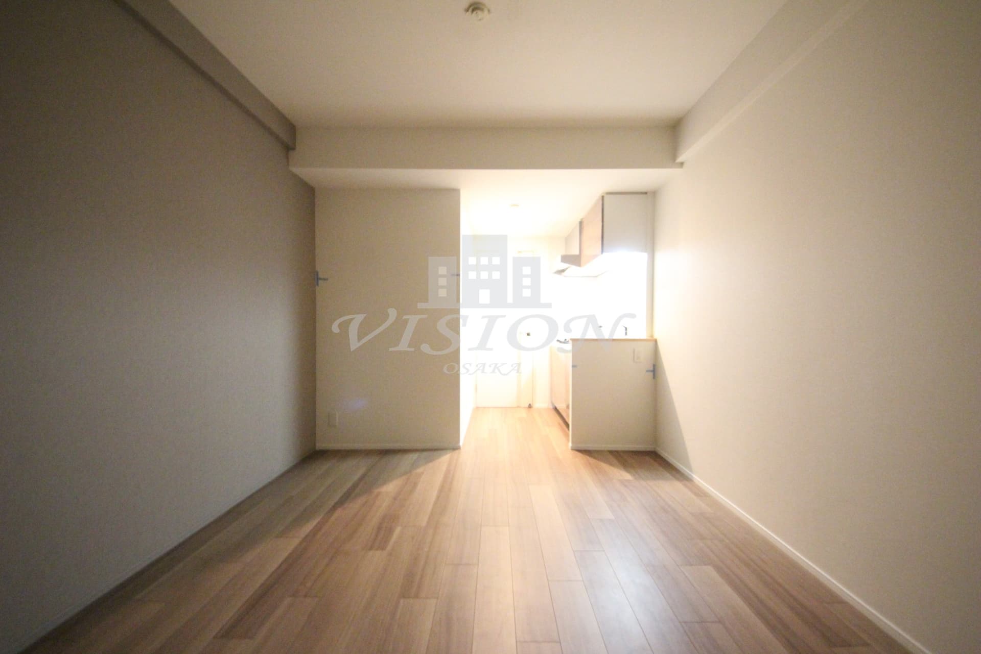 1DK Mansion in Chuo-ku, Osaka - Image 1