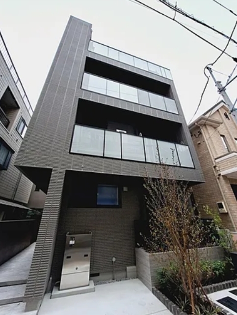 2LDK Mansion in Toshima, Tokyo - Image 1