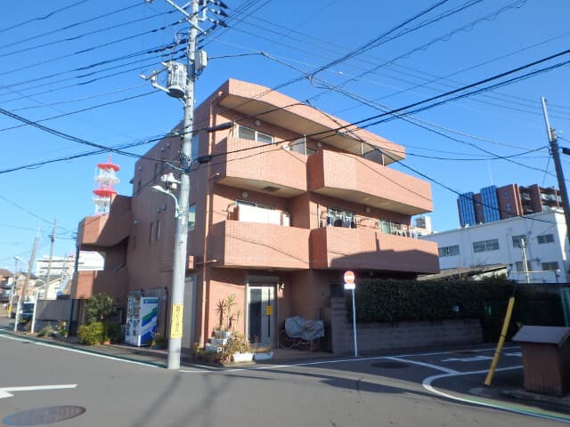 1K Mansion in Meguro, Tokyo - Image 1