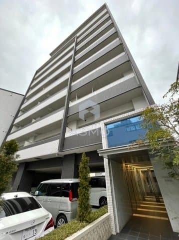2LDK Mansion in Kita-ku, Osaka - Image 1