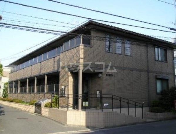 2K Apartment in Suginami, Tokyo - Image 1
