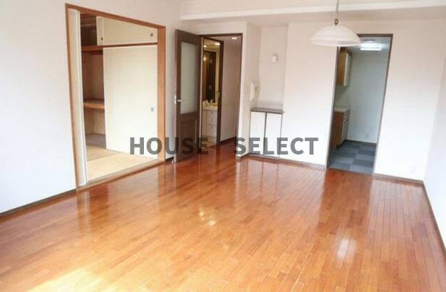 3LDK Mansion in Setagaya, Tokyo - Image 1