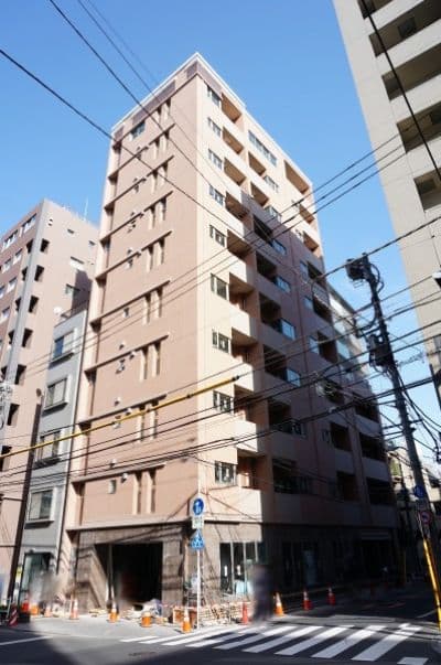 1LDK Mansion in Shinjuku, Tokyo - Image 1