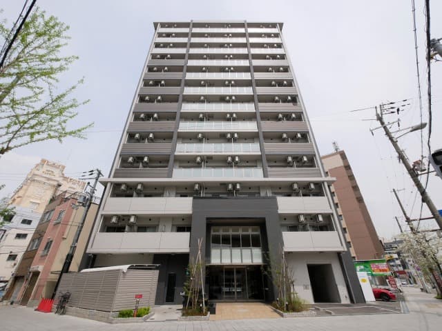 1K Mansion in Naniwa-ku, Osaka - Image 1
