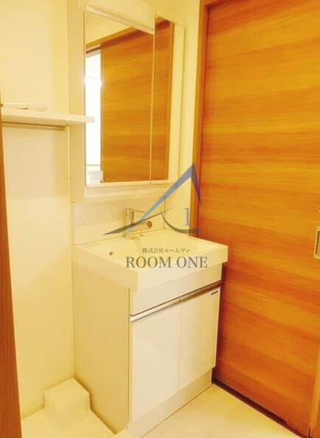 1LDK Apartment in Suginami, Tokyo - Image 1