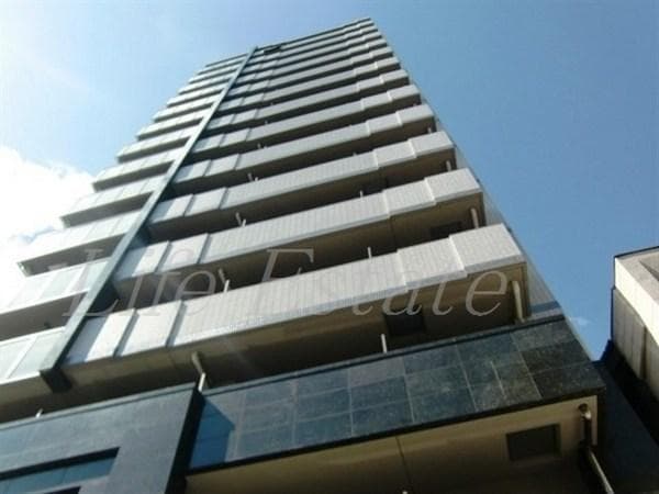 1K Mansion in Chuo-ku, Osaka - Image 1