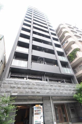 1K Mansion in Naniwa-ku, Osaka - Image 1