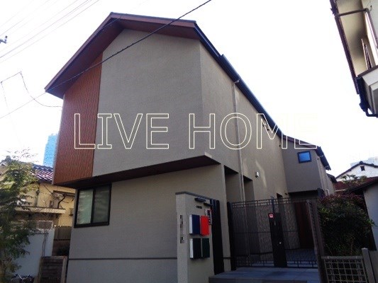 1LDK Apartment in Nakano, Tokyo - Image 1