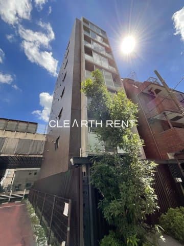 1LDK Mansion in Minato, Tokyo - Image 1