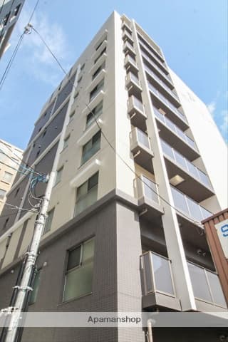 1LDK Mansion in Kita-ku, Osaka - Image 1
