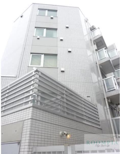 1K Mansion in Shinjuku, Tokyo - Image 1