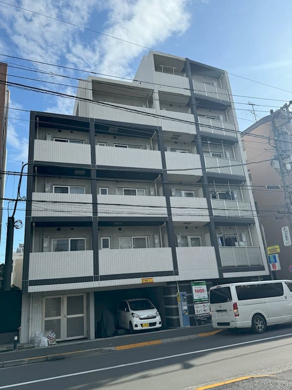 1K Mansion in Toshima, Tokyo - Image 1