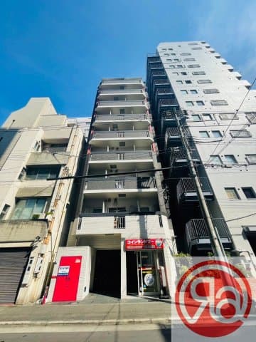 1LDK Mansion in Chuo-ku, Osaka - Image 1