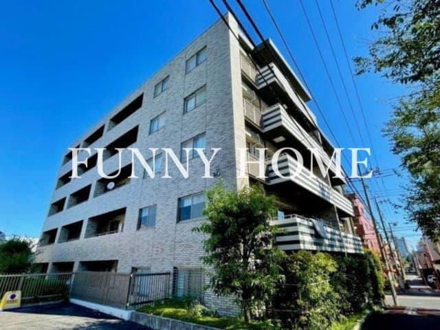 2LDK Mansion in Setagaya, Tokyo - Image 1