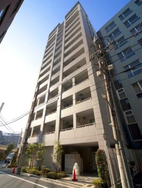 1K Mansion in Minato, Tokyo - Image 1
