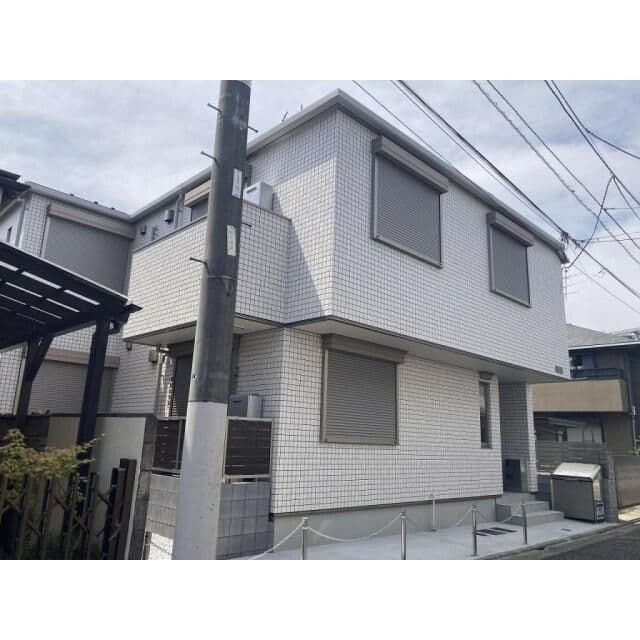 1LDK Apartment in Setagaya, Tokyo - Image 1