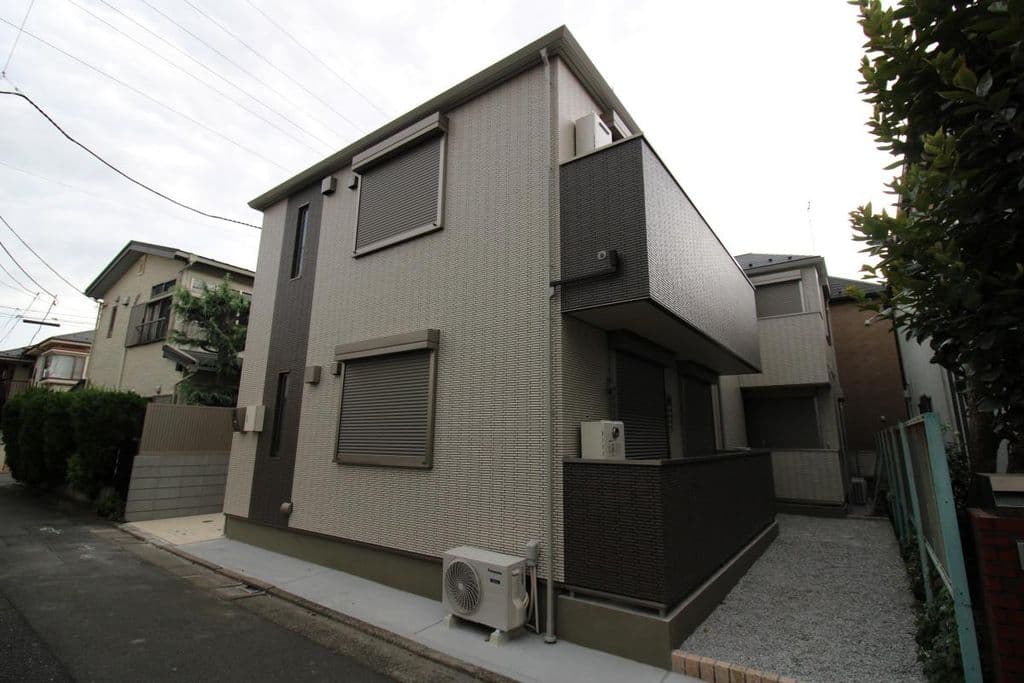 1LDK Apartment in Suginami, Tokyo - Image 1