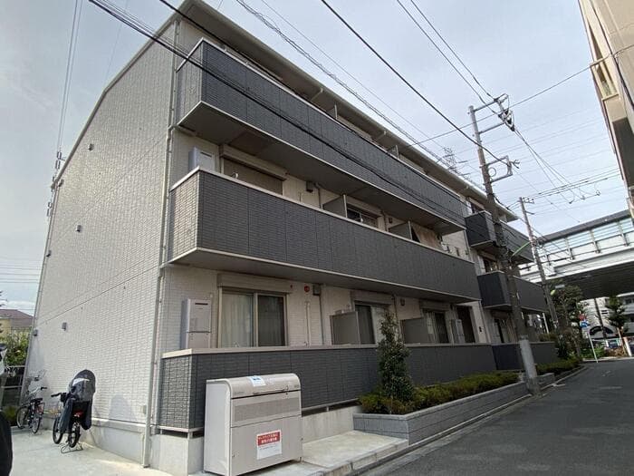 1LDK Apartment in Setagaya, Tokyo - Image 1