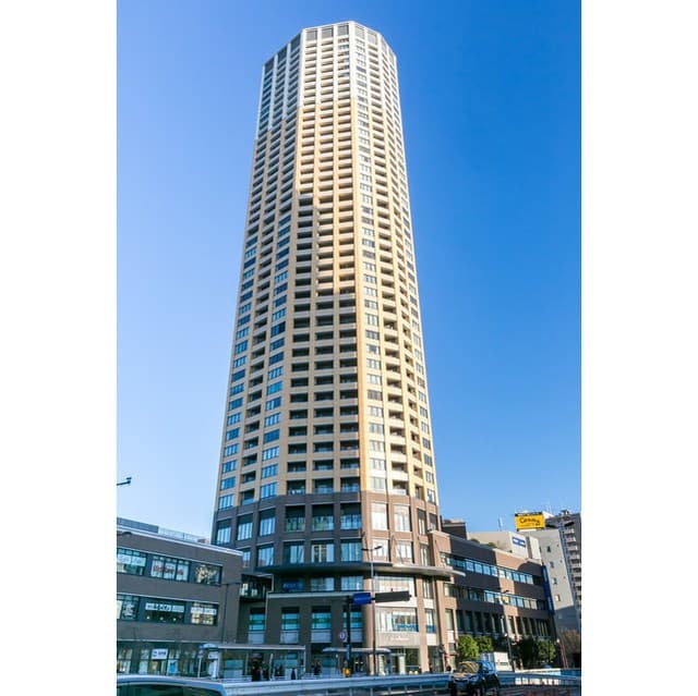 1LDK Mansion in Meguro, Tokyo - Image 1