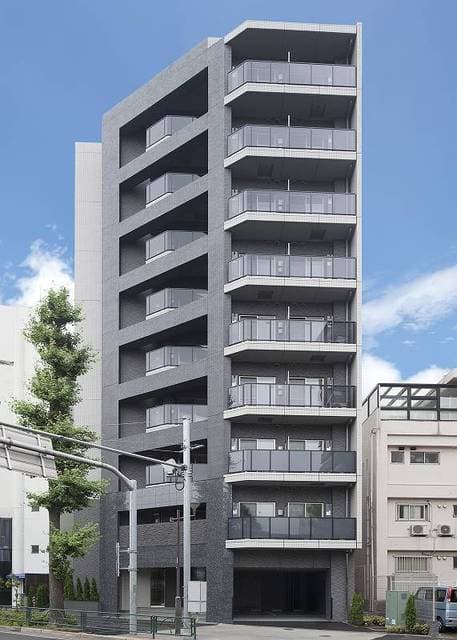 1K Mansion in Shibuya, Tokyo - Image 1