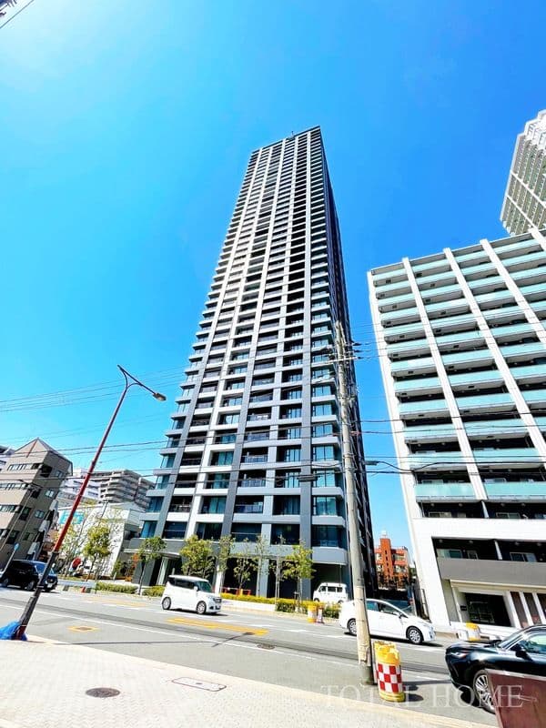 2LDK Mansion in Kita-ku, Osaka - Image 1