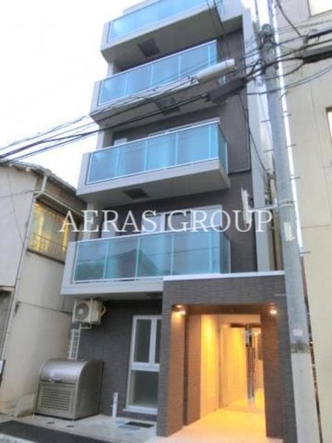 1LDK Mansion in Nakano, Tokyo - Image 1