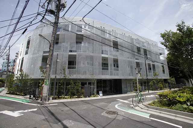 1LDK Mansion in Shibuya, Tokyo - Image 1