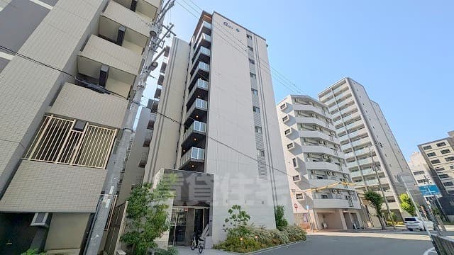 1DK Mansion in Naniwa-ku, Osaka - Image 1
