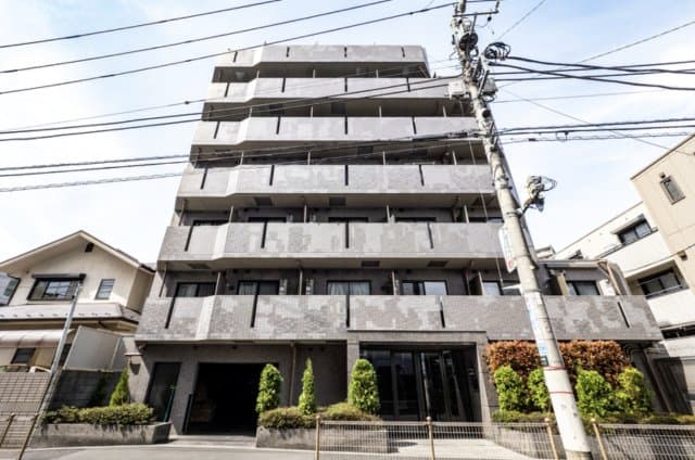 1K Mansion in Toshima, Tokyo - Image 1