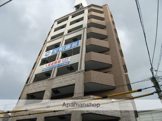1K Mansion in Chuo-ku, Osaka - Image 1