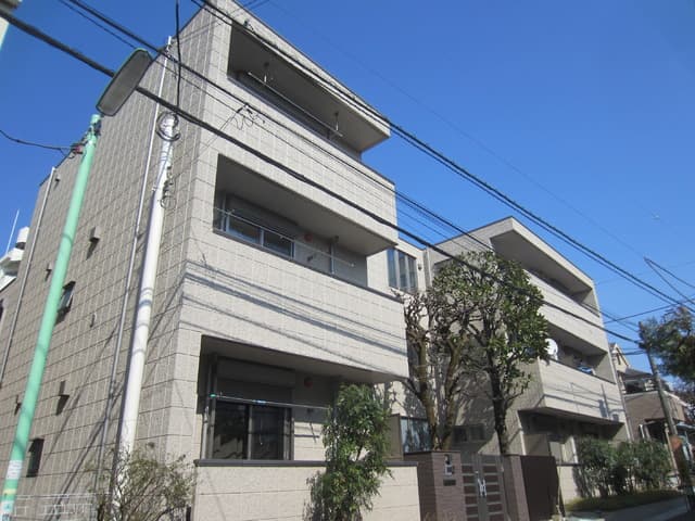 1LDK Mansion in Setagaya, Tokyo - Image 1