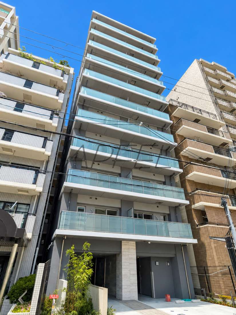 2LDK Mansion in Chuo-ku, Osaka - Image 1