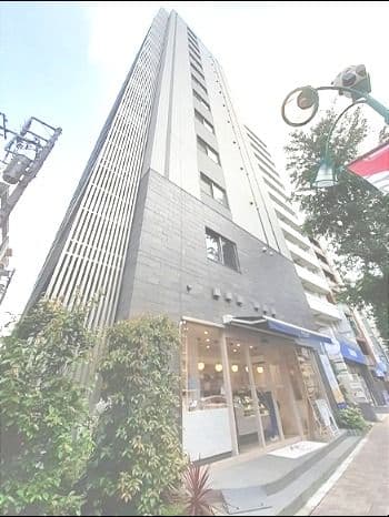 1DK Mansion in Shibuya, Tokyo - Image 1