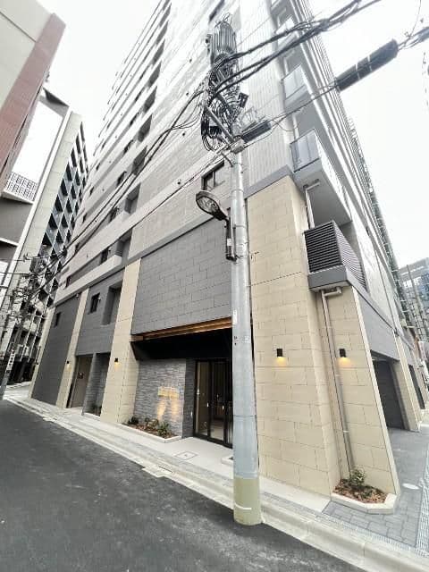 1DK Mansion in Chiyoda, Tokyo - Image 1