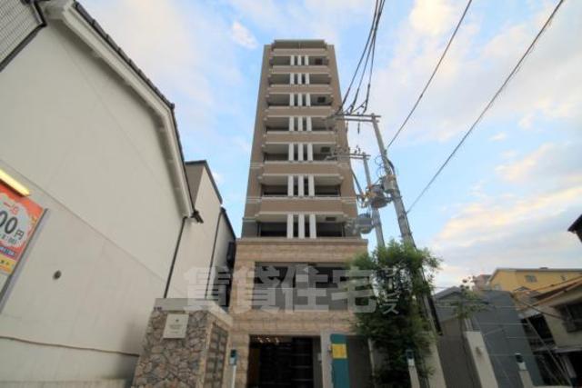 1DK Mansion in Chuo-ku, Osaka - Image 1