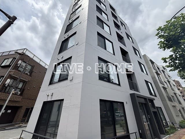 1SK Mansion in Shinjuku, Tokyo - Image 1