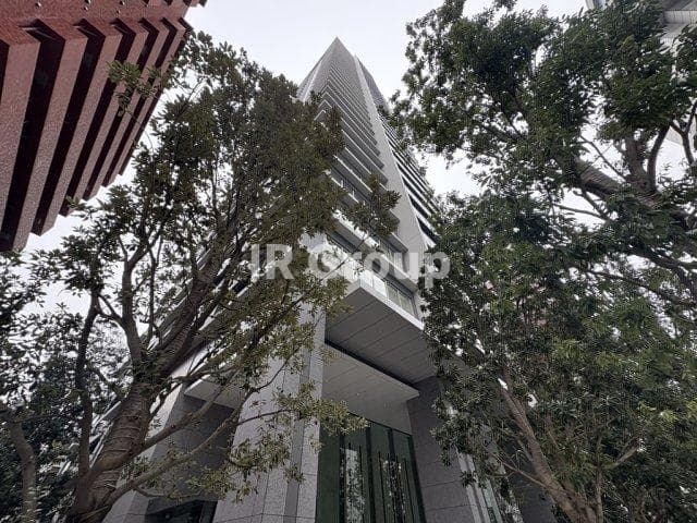 2LDK Mansion in Shinjuku, Tokyo - Image 1