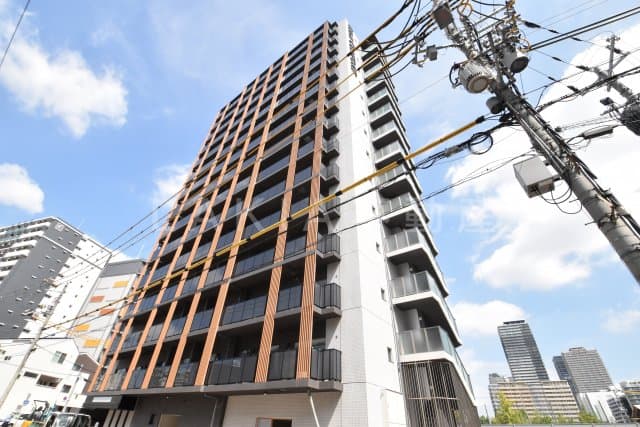 1K Mansion in Naniwa-ku, Osaka - Image 1