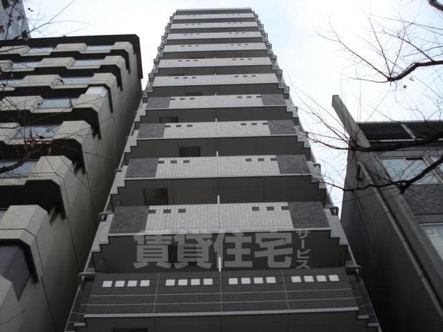1K Mansion in Chuo-ku, Osaka - Image 1