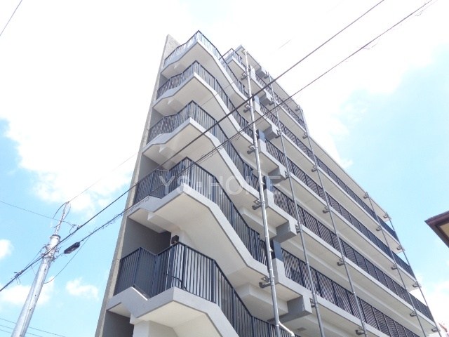 1LDK Mansion in Suginami, Tokyo - Image 1