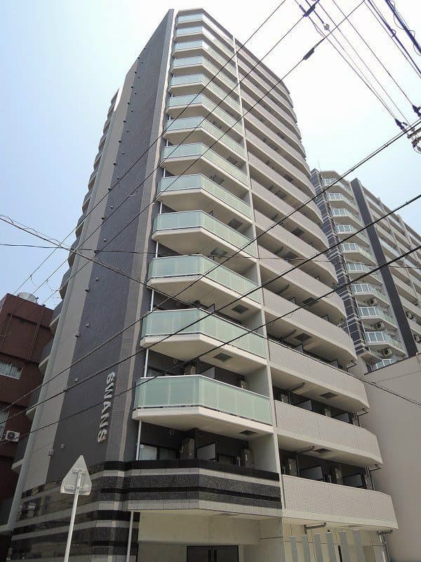 1K Mansion in Chuo-ku, Osaka - Image 1