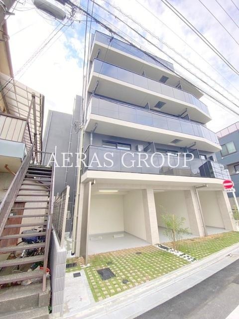 1DK Mansion in Meguro, Tokyo - Image 1
