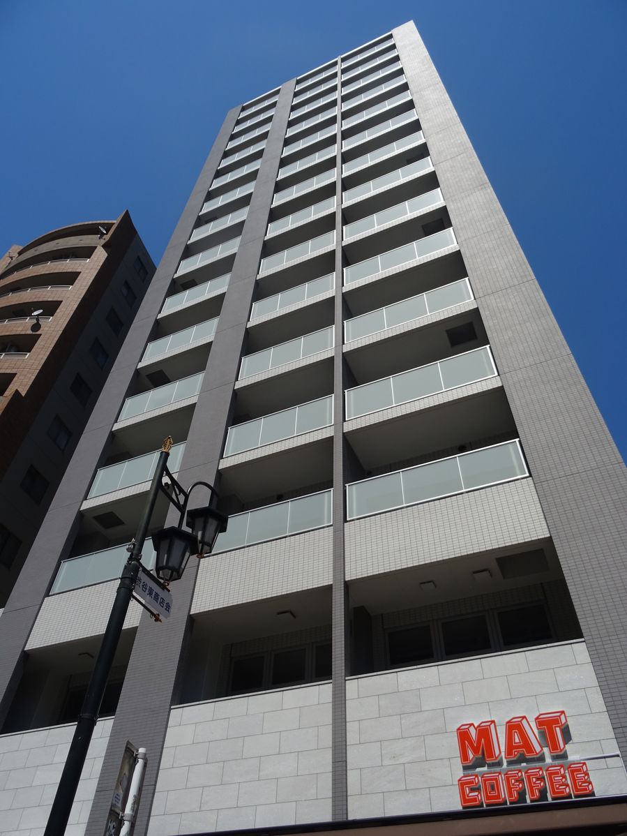 1DK Mansion in Shibuya, Tokyo - Image 1