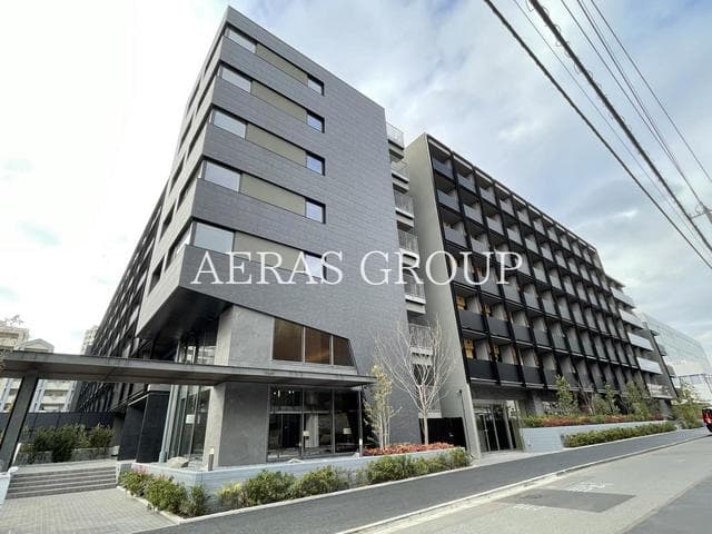 1DK Mansion in Shinjuku, Tokyo - Image 1