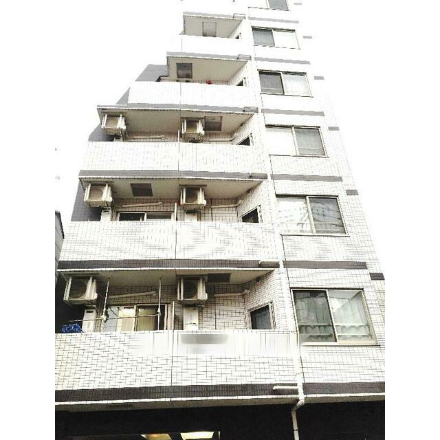 1K Mansion in Meguro, Tokyo - Image 1