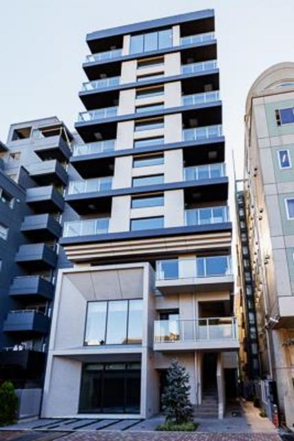 1K Mansion in Shibuya, Tokyo - Image 1
