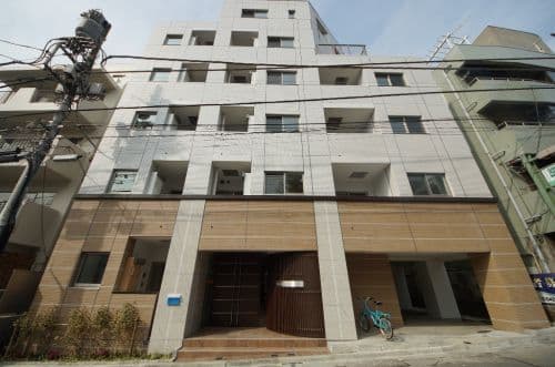 1K Mansion in Shibuya, Tokyo - Image 1